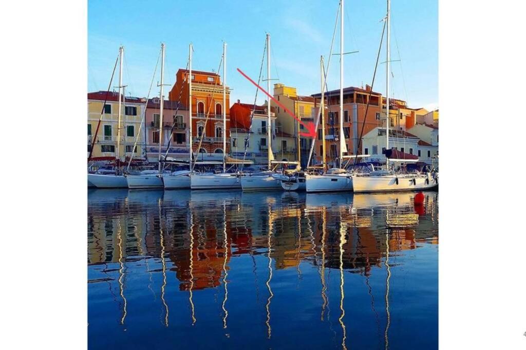 Maison Sur L'Ancien Port, La Maddalena ลามัดดาเลนา ภายนอก รูปภาพ